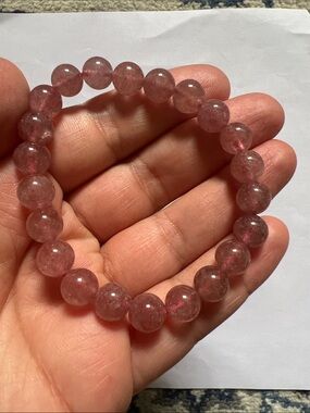 💗 Strawberry Quartz Beaded Bracelet (AA grade)